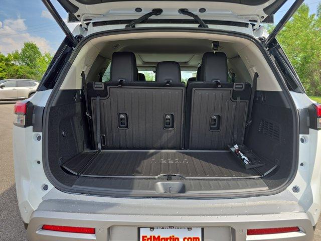 new 2025 Nissan Pathfinder car, priced at $49,238