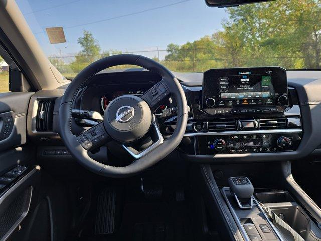 new 2025 Nissan Pathfinder car, priced at $50,349