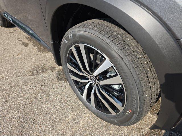 new 2025 Nissan Pathfinder car, priced at $50,349