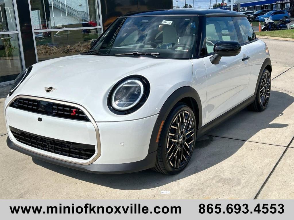 new 2025 MINI Hardtop car, priced at $39,110