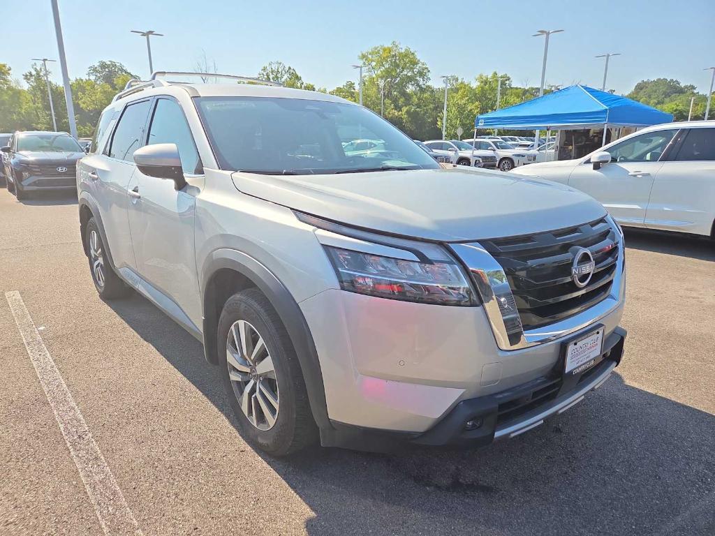 used 2024 Nissan Pathfinder car, priced at $39,901