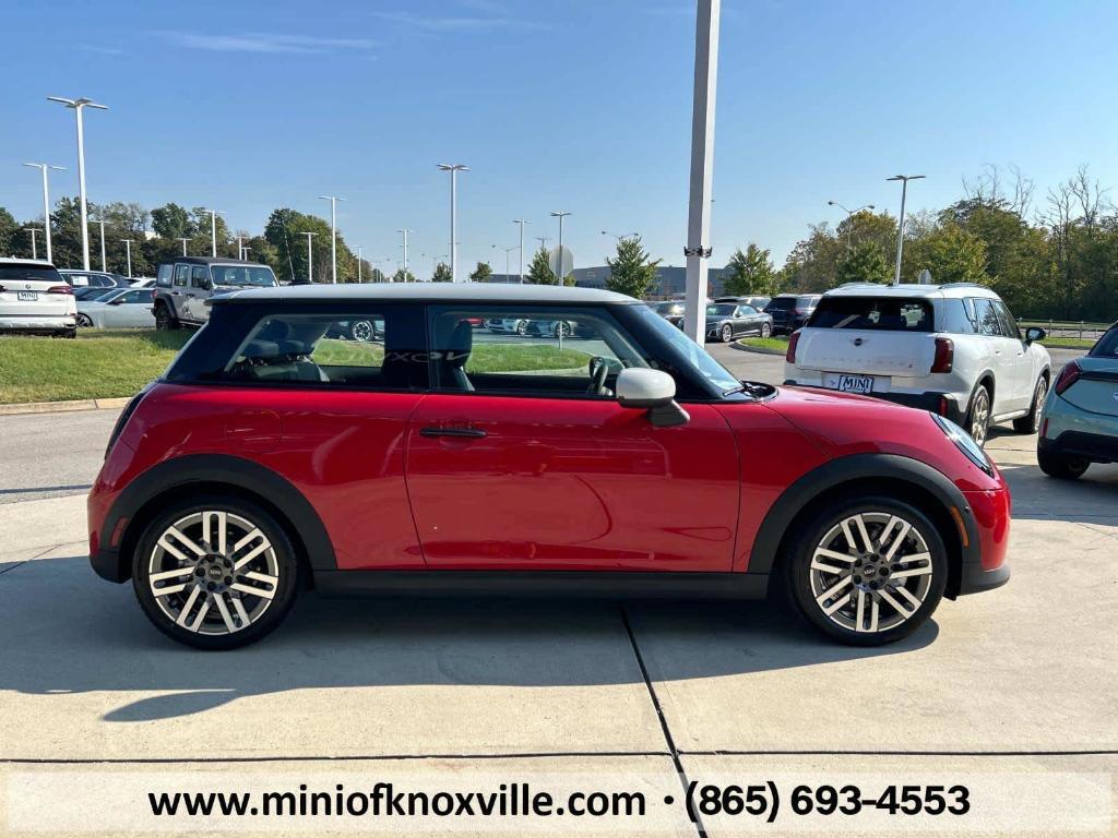 new 2025 MINI Hardtop car, priced at $32,345