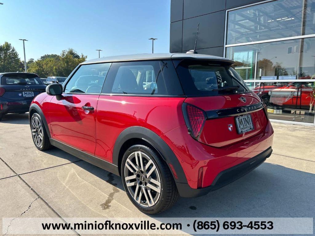 new 2025 MINI Hardtop car, priced at $32,345