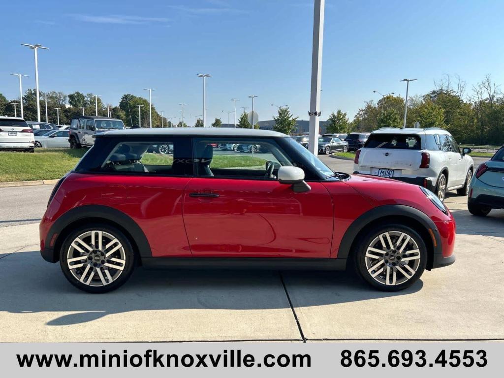 new 2025 MINI Hardtop car, priced at $32,345