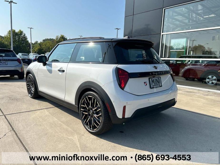 new 2025 MINI Hardtop car, priced at $35,845