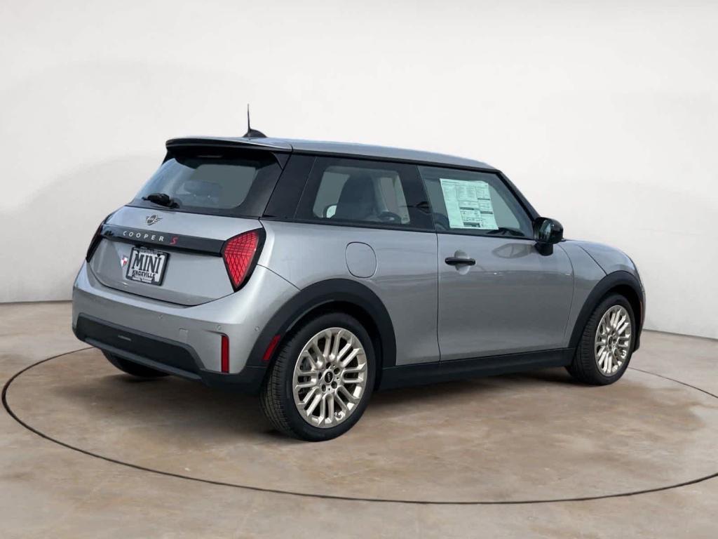 new 2025 MINI Hardtop car, priced at $37,345