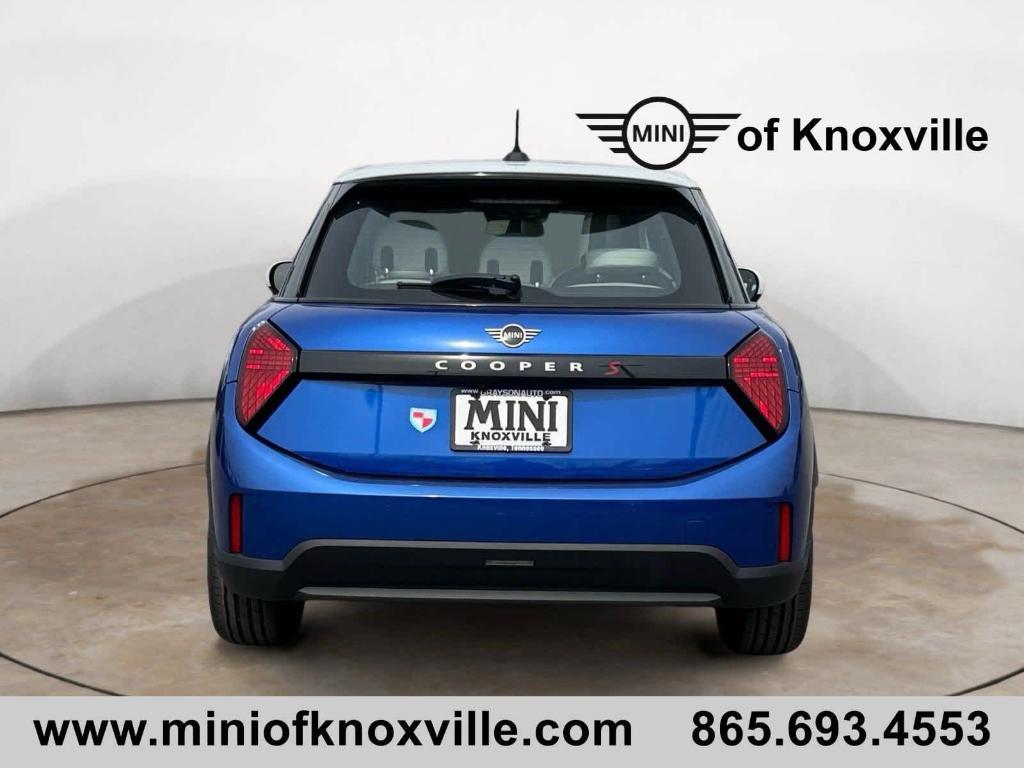new 2025 MINI Hardtop car, priced at $39,880