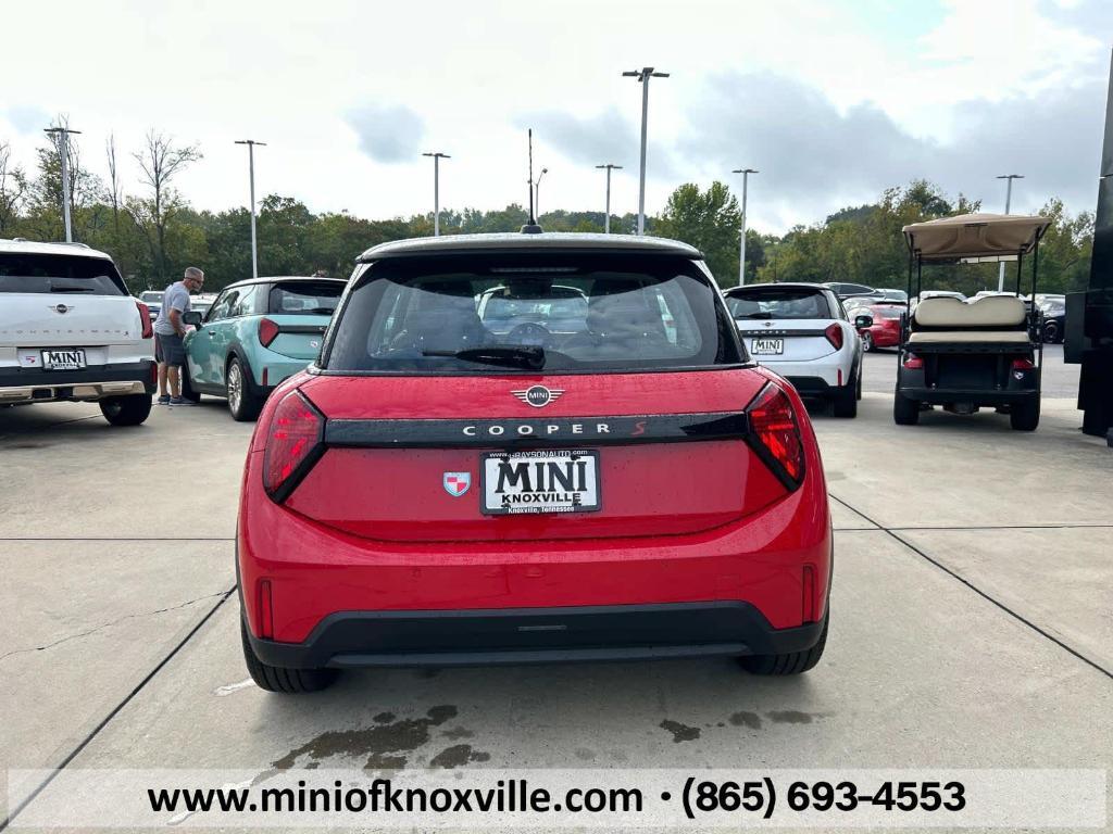 new 2025 MINI Hardtop car, priced at $35,915