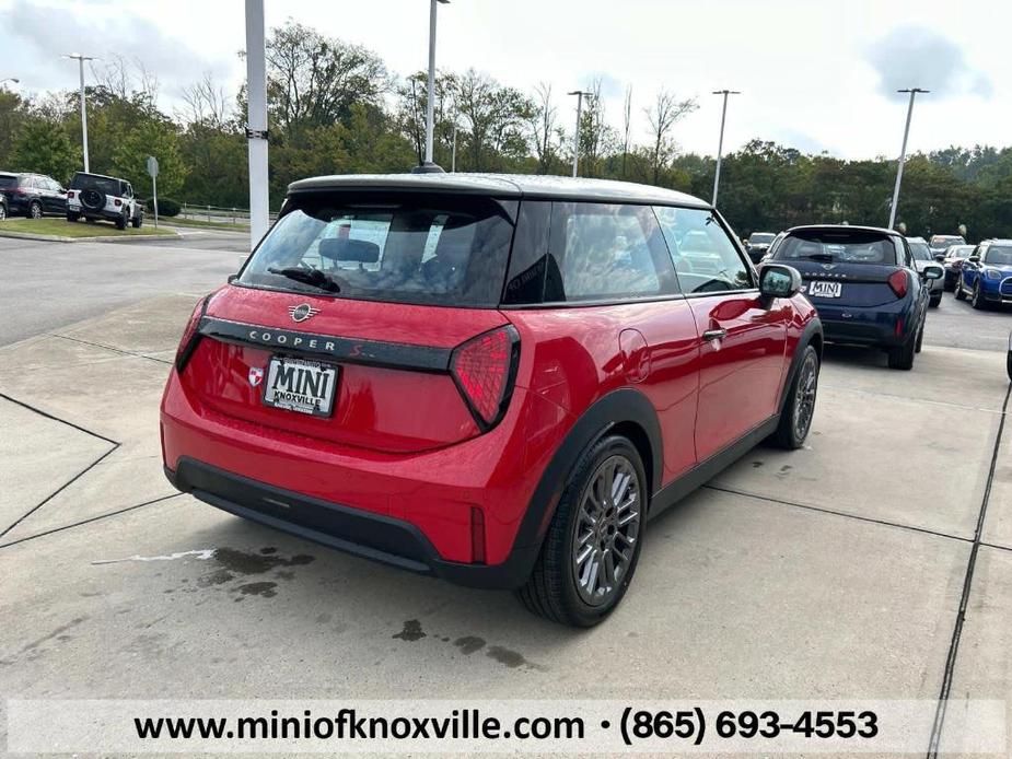 new 2025 MINI Hardtop car, priced at $35,915