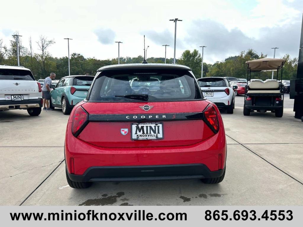 new 2025 MINI Hardtop car, priced at $35,915