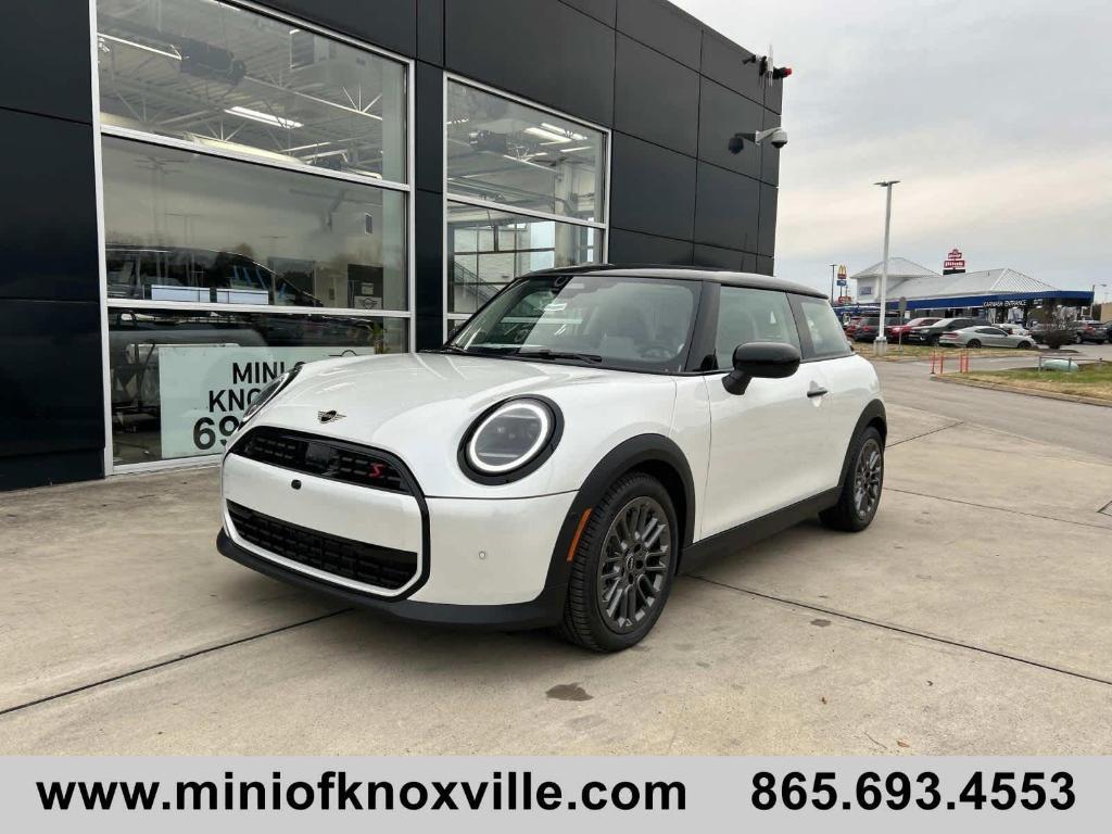 new 2025 MINI Hardtop car, priced at $37,295