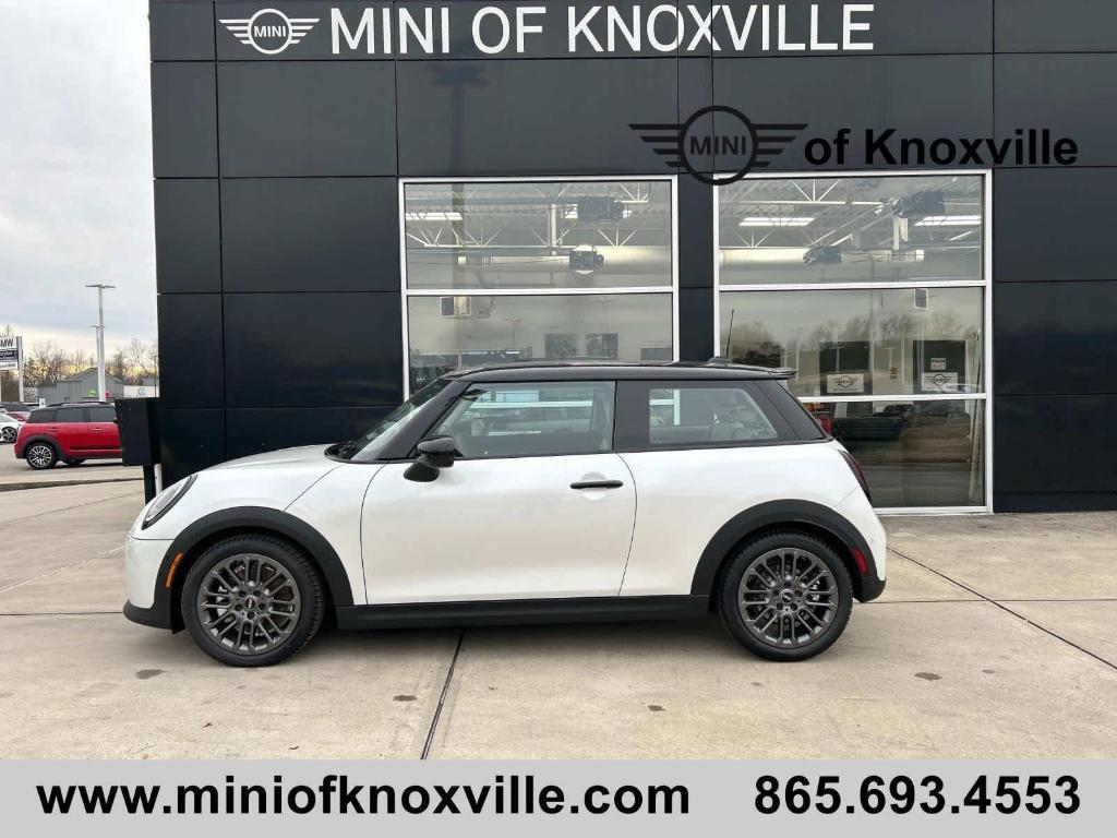 new 2025 MINI Hardtop car, priced at $37,295