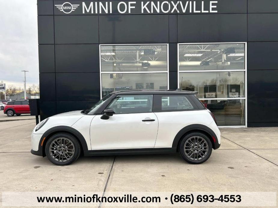 new 2025 MINI Hardtop car, priced at $37,295