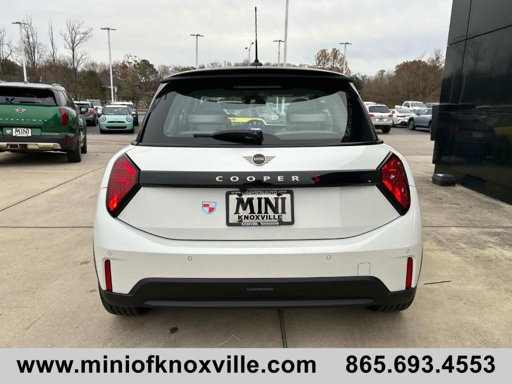 new 2025 MINI Hardtop car, priced at $37,295