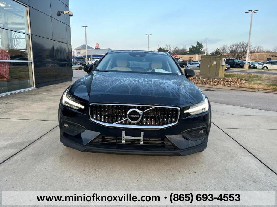 used 2021 Volvo V60 Cross Country car, priced at $30,901