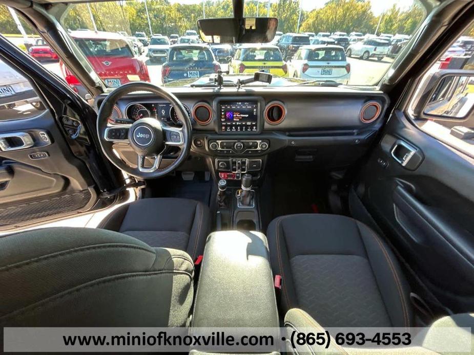 used 2022 Jeep Gladiator car, priced at $40,811