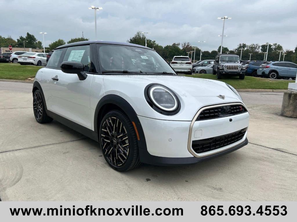 new 2025 MINI Hardtop car, priced at $39,380