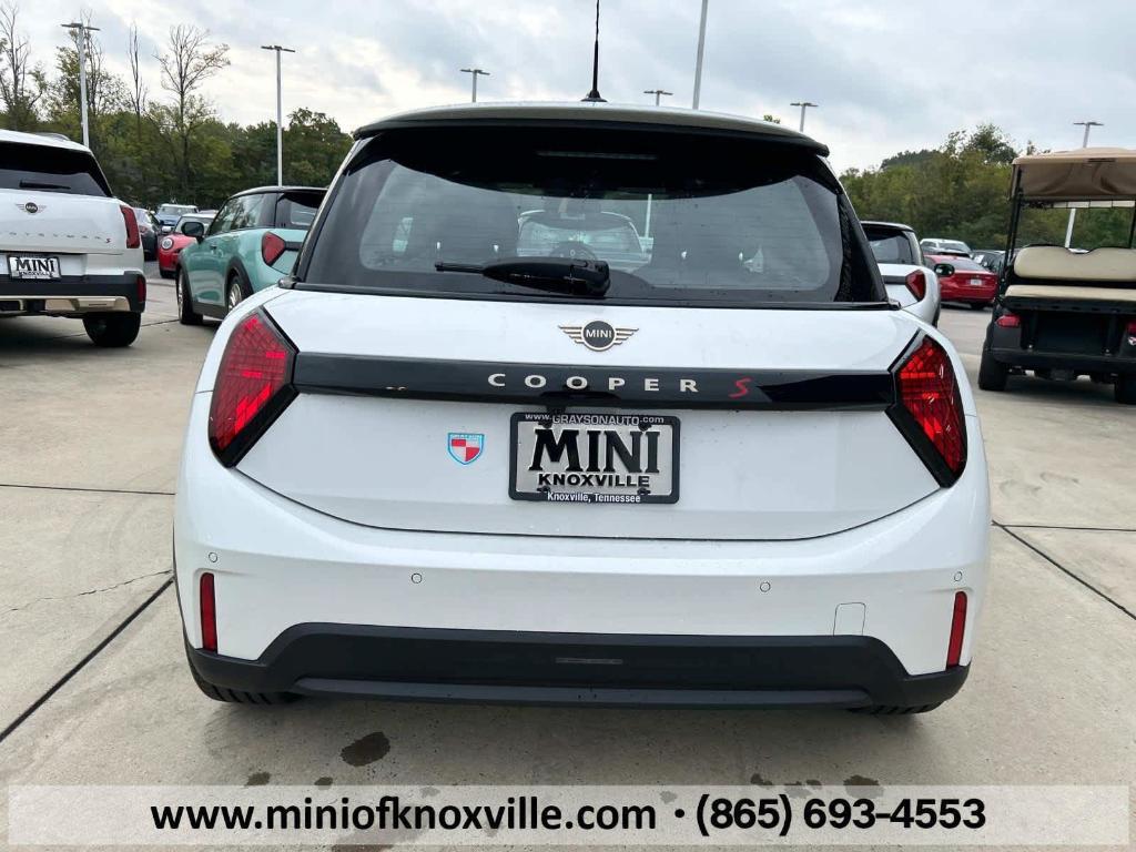 new 2025 MINI Hardtop car, priced at $39,380