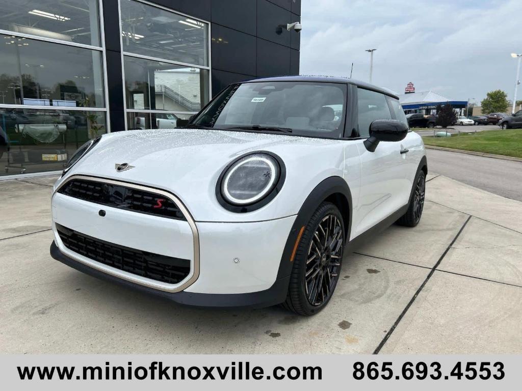 new 2025 MINI Hardtop car, priced at $39,380