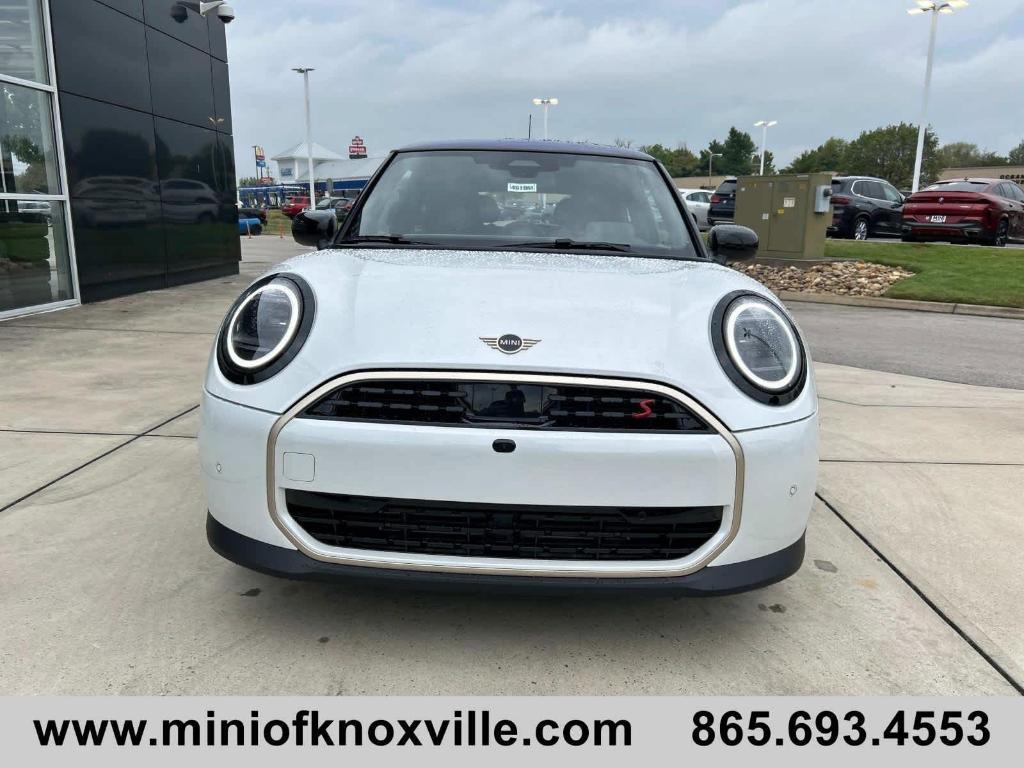 new 2025 MINI Hardtop car, priced at $39,380