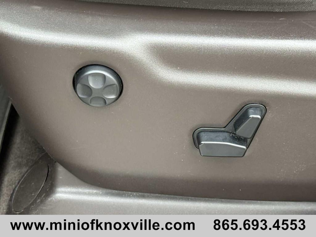 used 2014 Jeep Grand Cherokee car, priced at $9,901