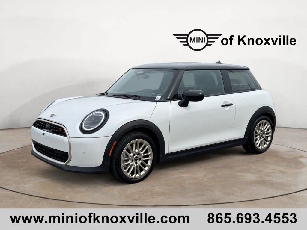 new 2025 MINI Hardtop car, priced at $35,423