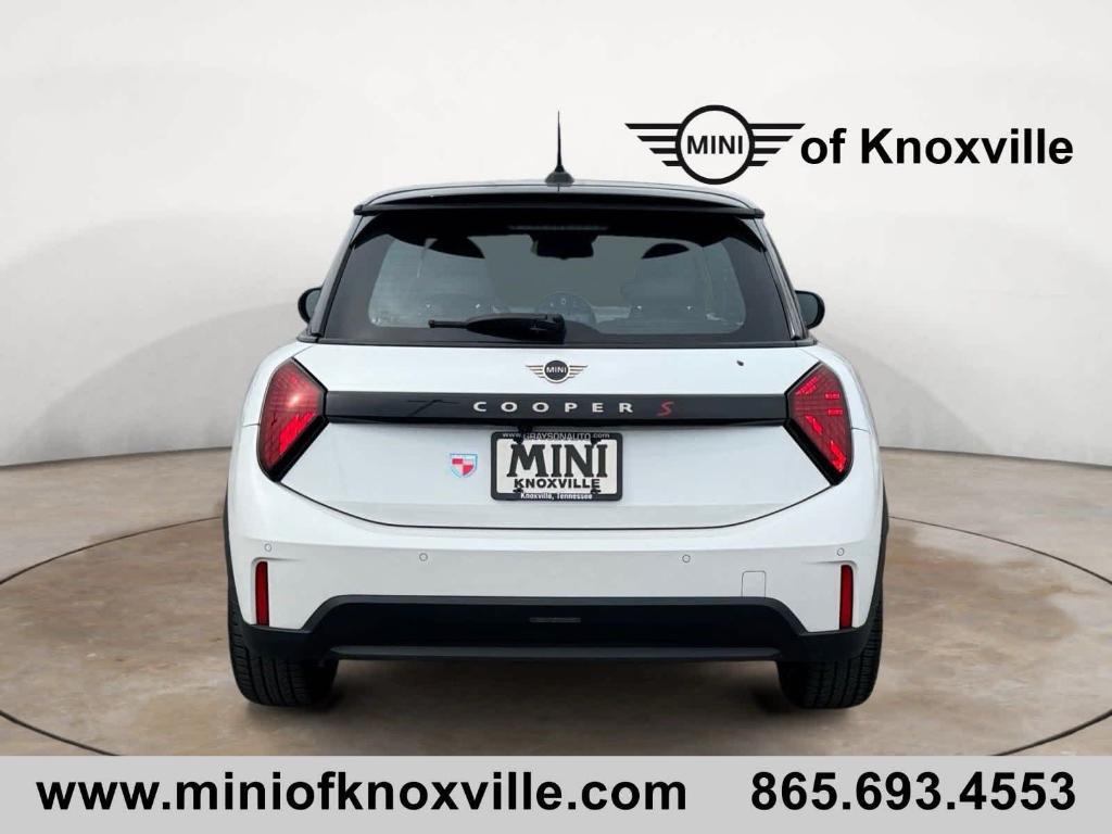 new 2025 MINI Hardtop car, priced at $35,423