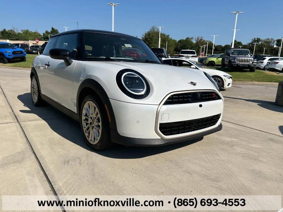 new 2025 MINI Hardtop car, priced at $38,445