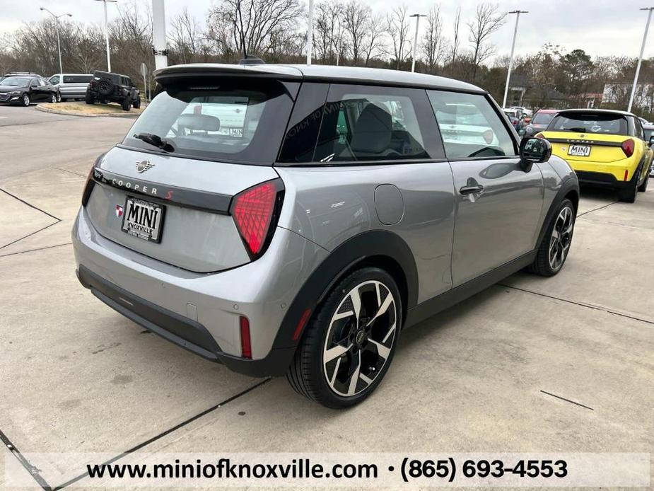 new 2025 MINI Hardtop car, priced at $37,380