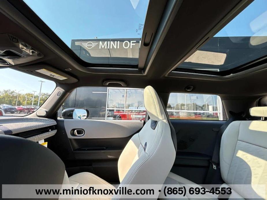 new 2025 MINI Hardtop car, priced at $38,880