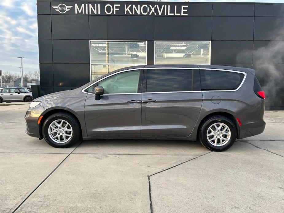 used 2023 Chrysler Pacifica car, priced at $26,901