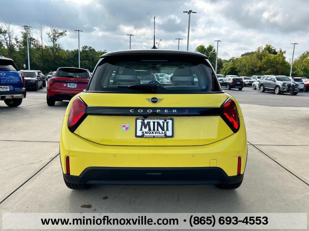 new 2025 MINI Hardtop car, priced at $37,545