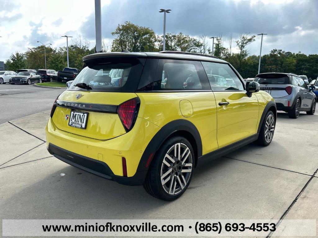 new 2025 MINI Hardtop car, priced at $37,545