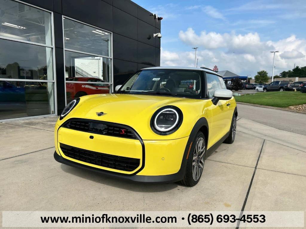 new 2025 MINI Hardtop car, priced at $37,545