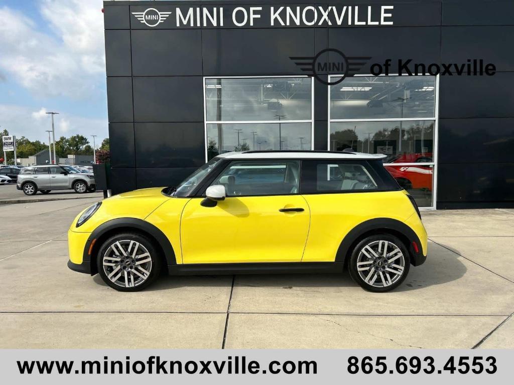 new 2025 MINI Hardtop car, priced at $37,545