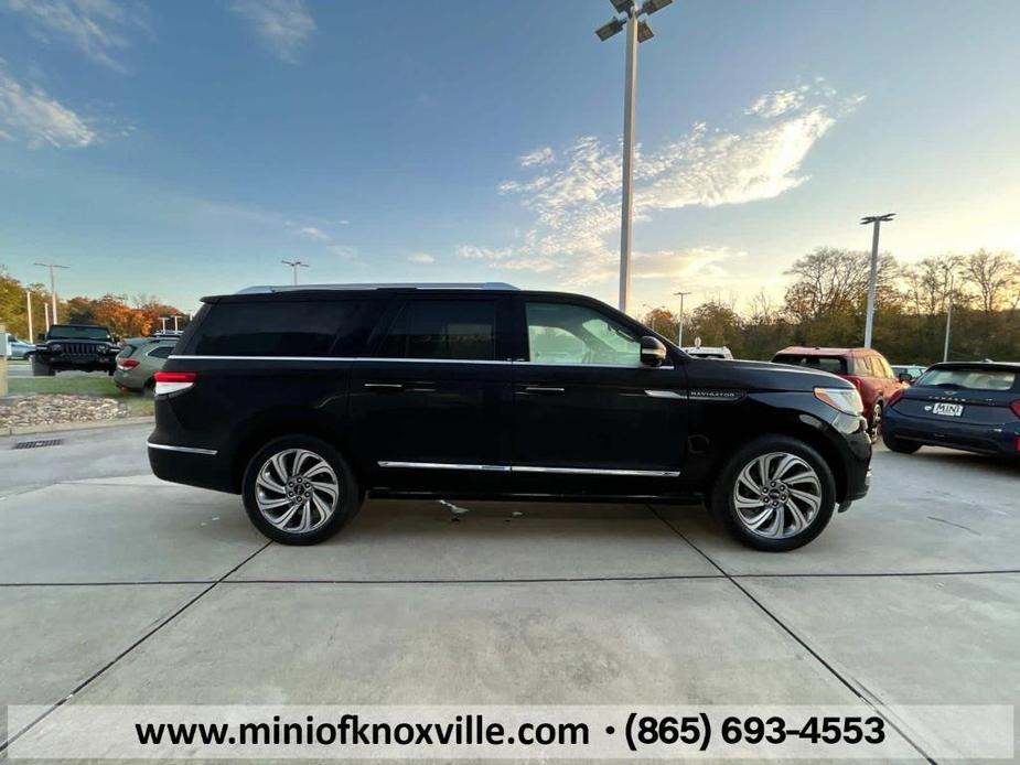 used 2022 Lincoln Navigator car, priced at $52,901