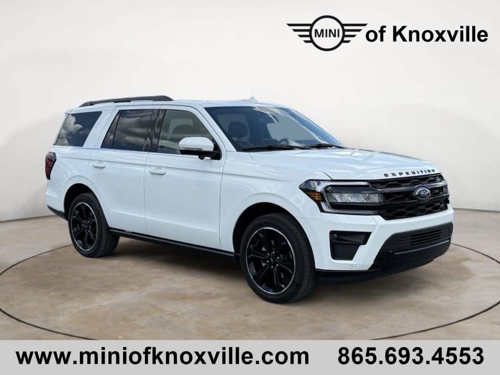 used 2024 Ford Expedition car, priced at $64,901