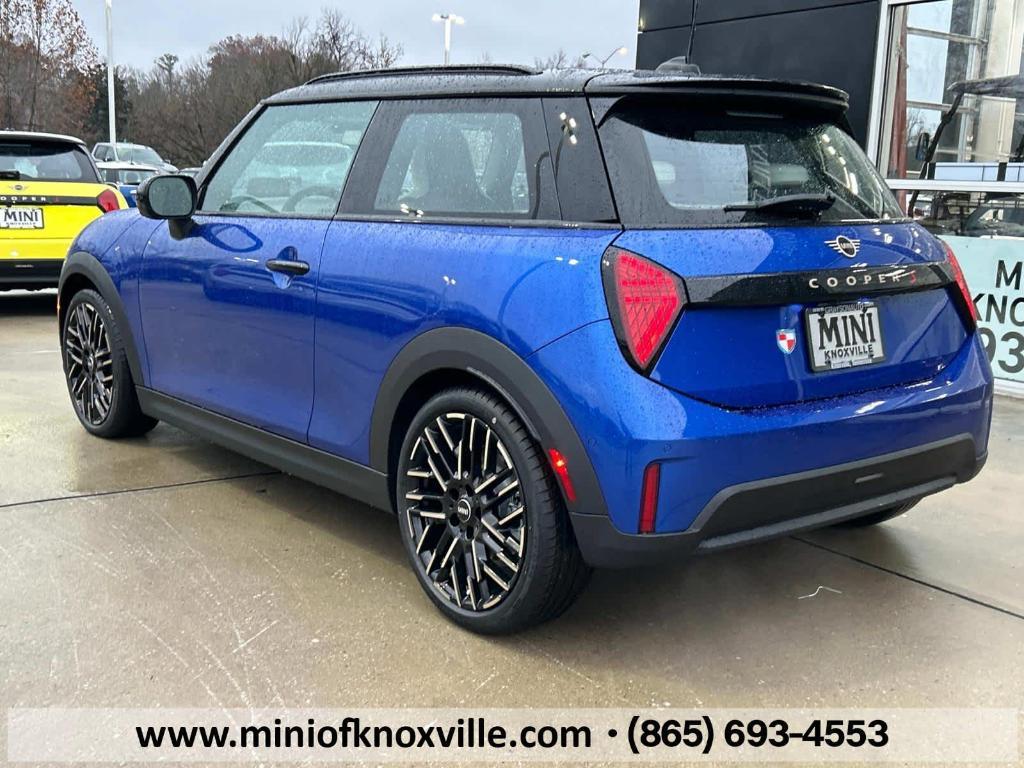 new 2025 MINI Hardtop car, priced at $39,370