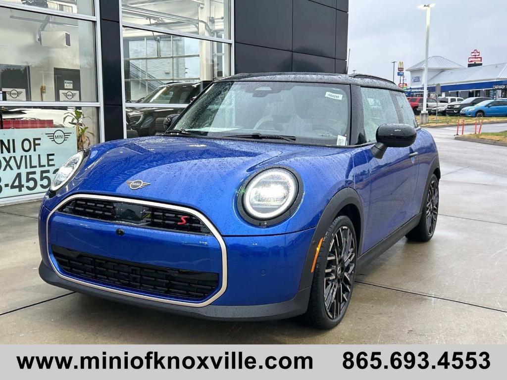 new 2025 MINI Hardtop car, priced at $39,370