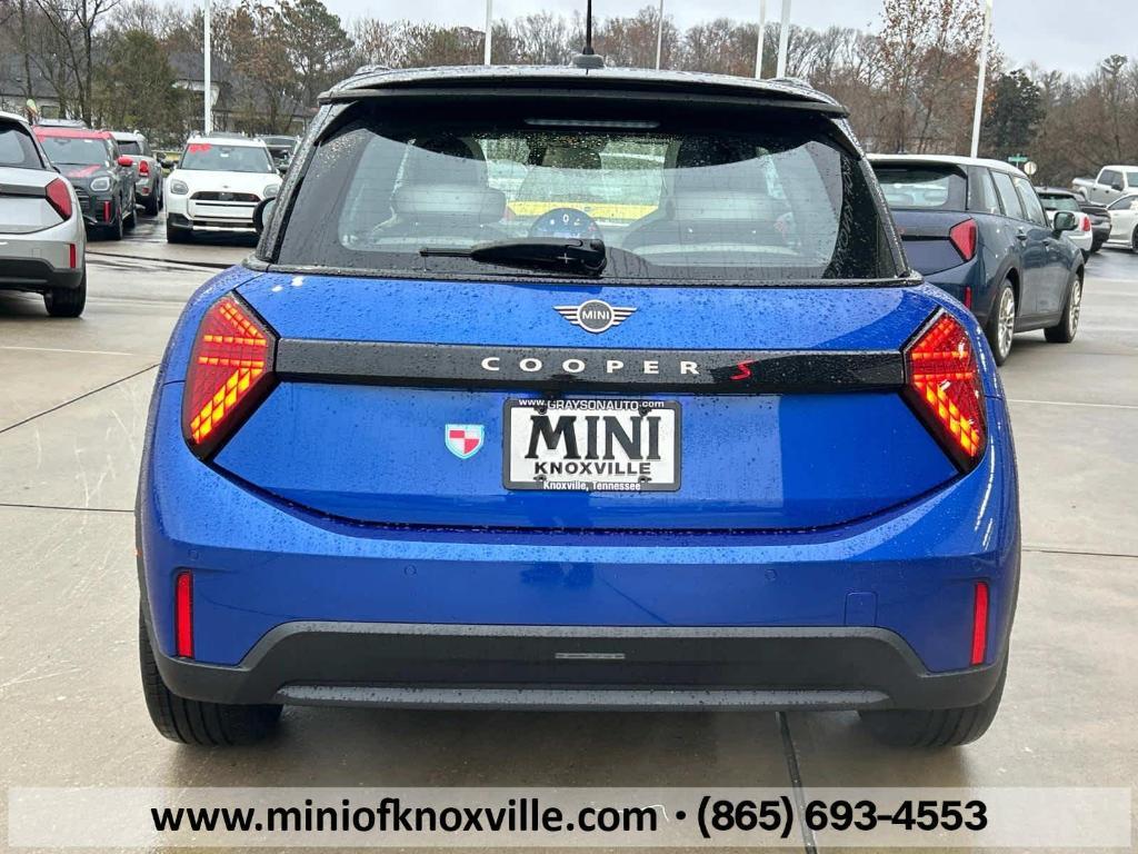 new 2025 MINI Hardtop car, priced at $39,370