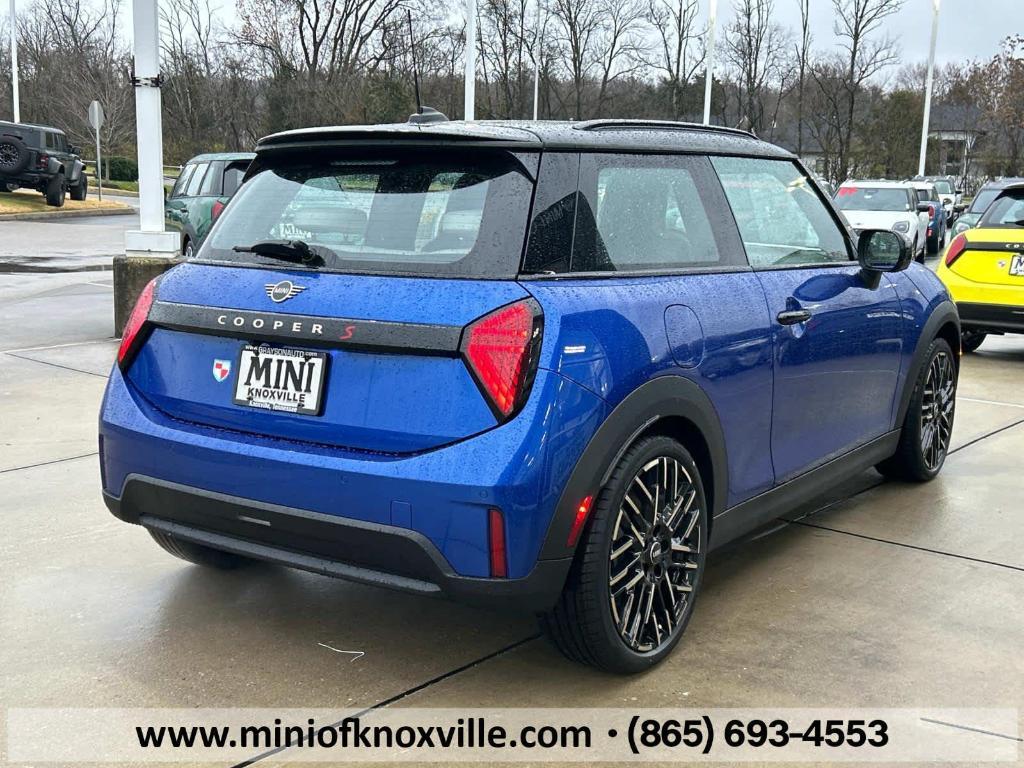 new 2025 MINI Hardtop car, priced at $39,370