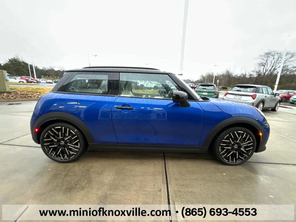 new 2025 MINI Hardtop car, priced at $39,370