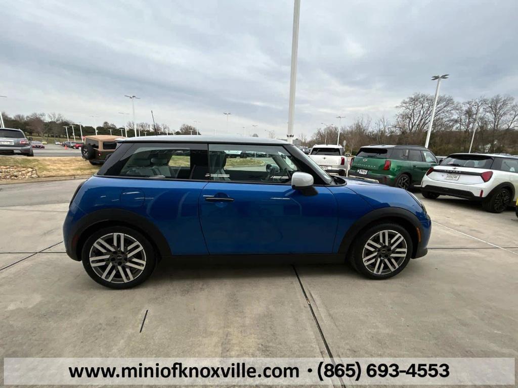 new 2025 MINI Hardtop car, priced at $35,895