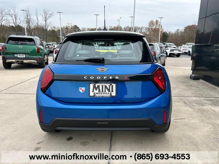 new 2025 MINI Hardtop car, priced at $35,895