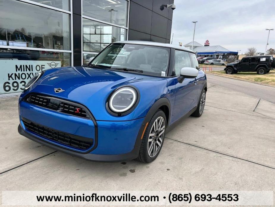 new 2025 MINI Hardtop car, priced at $35,895