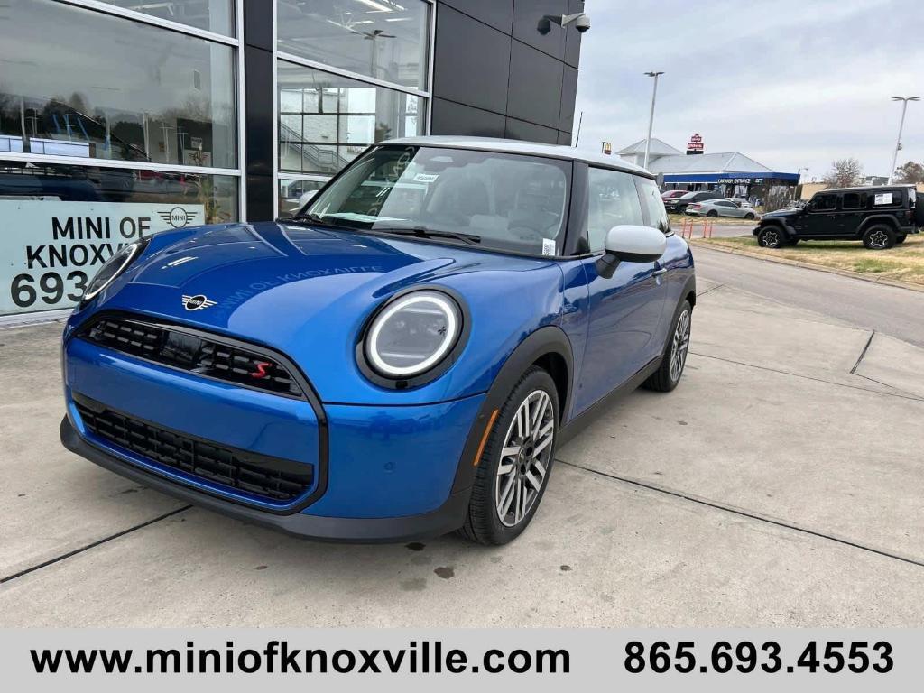 new 2025 MINI Hardtop car, priced at $35,895