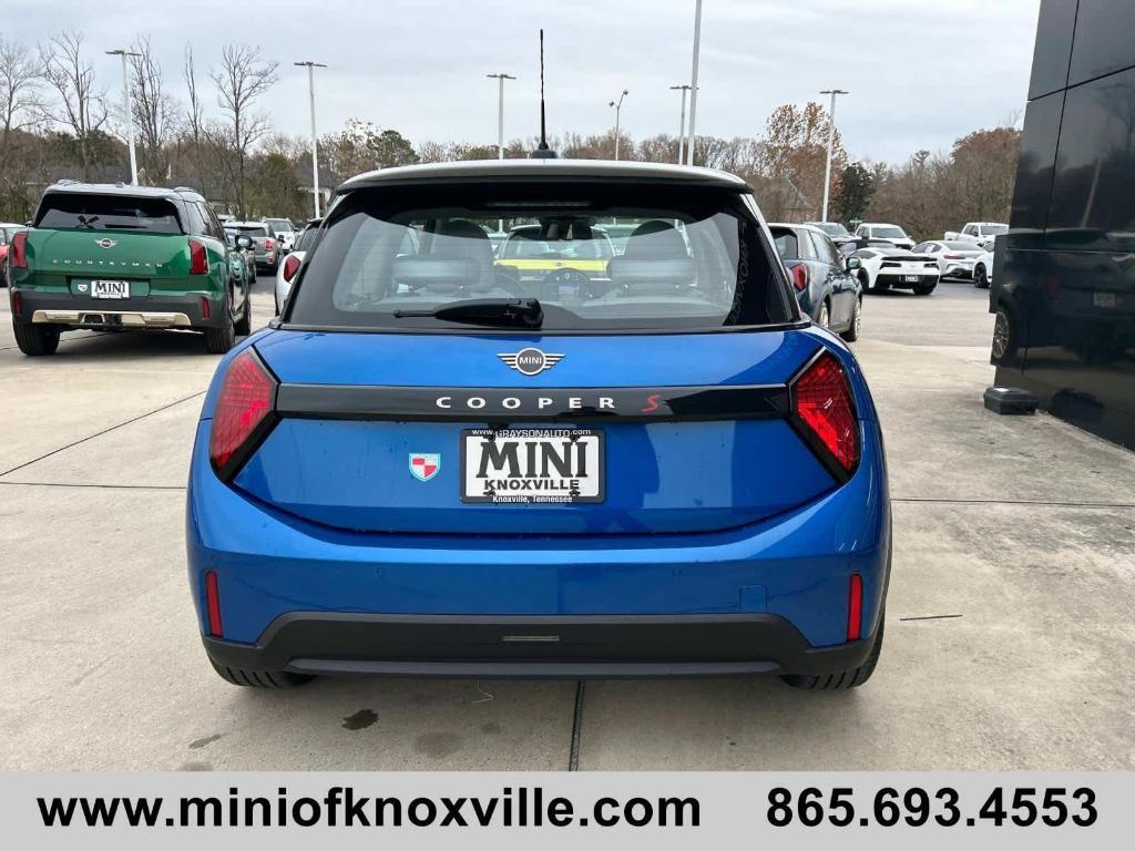 new 2025 MINI Hardtop car, priced at $35,895