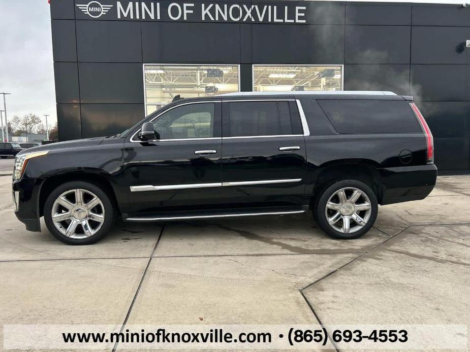 used 2019 Cadillac Escalade ESV car, priced at $32,406