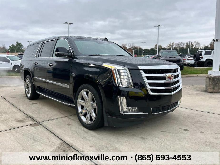 used 2019 Cadillac Escalade ESV car, priced at $32,406