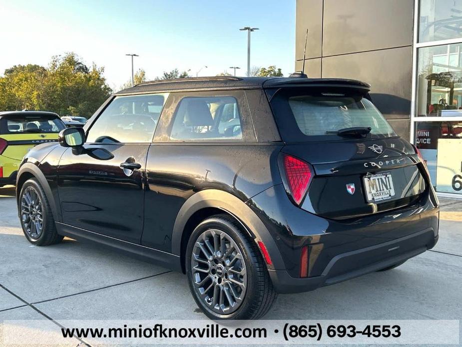 used 2025 MINI Hardtop car, priced at $31,901